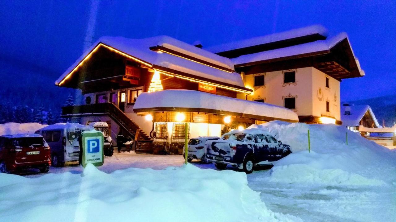 Residence La Pineta 帕多拉 外观 照片